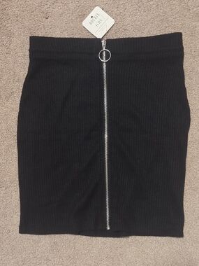 DOUBLE ICON Black Zip-Up Mini Skirt